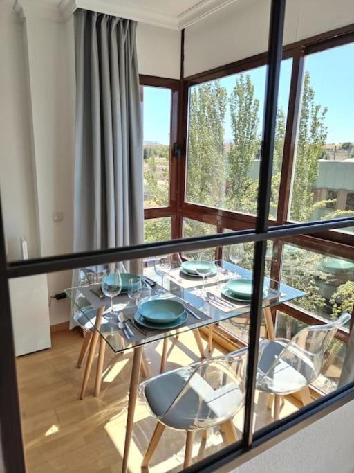 Ferienwohnung Madrid Wanda Aeropuerto Ifema Plenilunio Dy Exterior foto